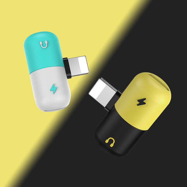Headphone Adapter 8X Three-in-One Converter Line Charging Listening Songs Eating Chicken Splitter Capsules