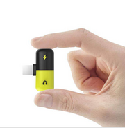 Headphone Adapter 8X Three-in-One Converter Line Charging Listening Songs Eating Chicken Splitter Capsules
