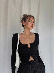 Homemade Super Revealing Figure With Collarbone Exposed Long Sleeved High Waisted Short Top That Spicy Girls Love To Wear