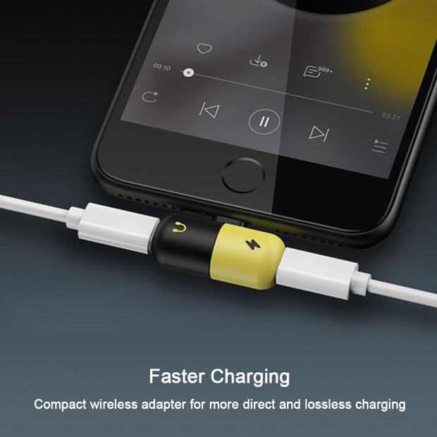 Headphone Adapter 8X Three-in-One Converter Line Charging Listening Songs Eating Chicken Splitter Capsules