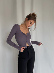 Homemade Super Revealing Figure With Collarbone Exposed Long Sleeved High Waisted Short Top That Spicy Girls Love To Wear